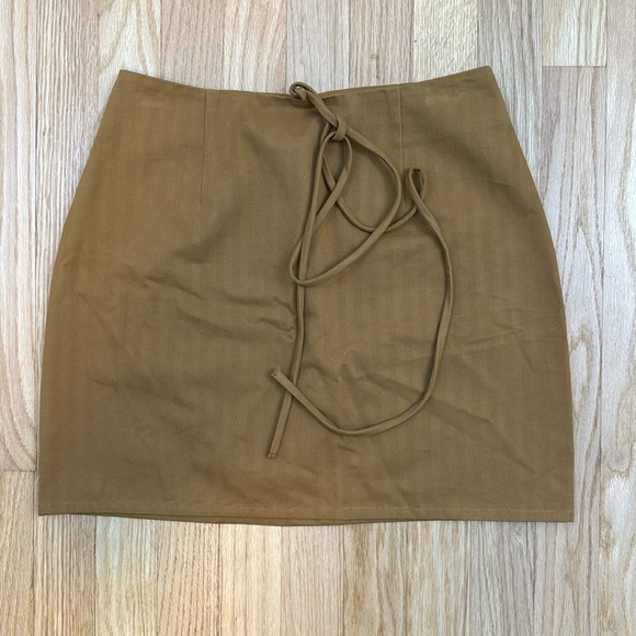 ACOA Waist Strap Mini Skirt - Picture 1 of 6